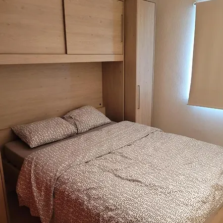 Chateau Tropezina 6b 公寓